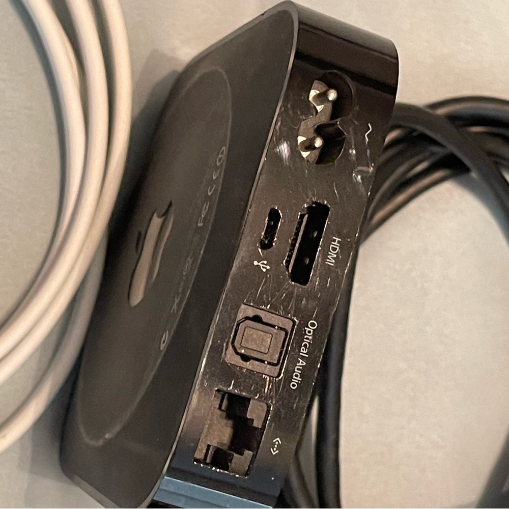 Apple TV - Picture 4 of 5